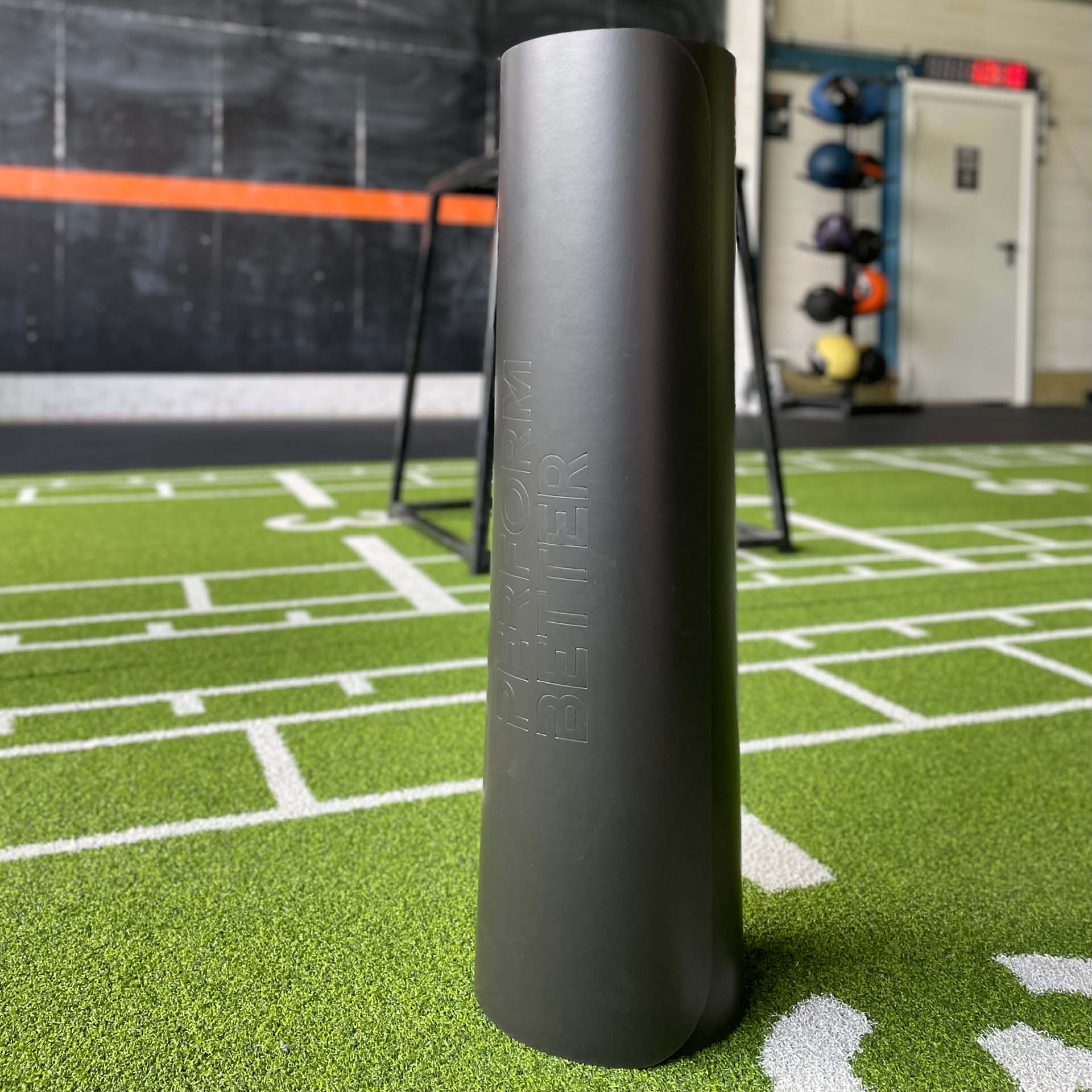 Perform Better Fitnessmatte 1,4m Schwarz mit Ösen