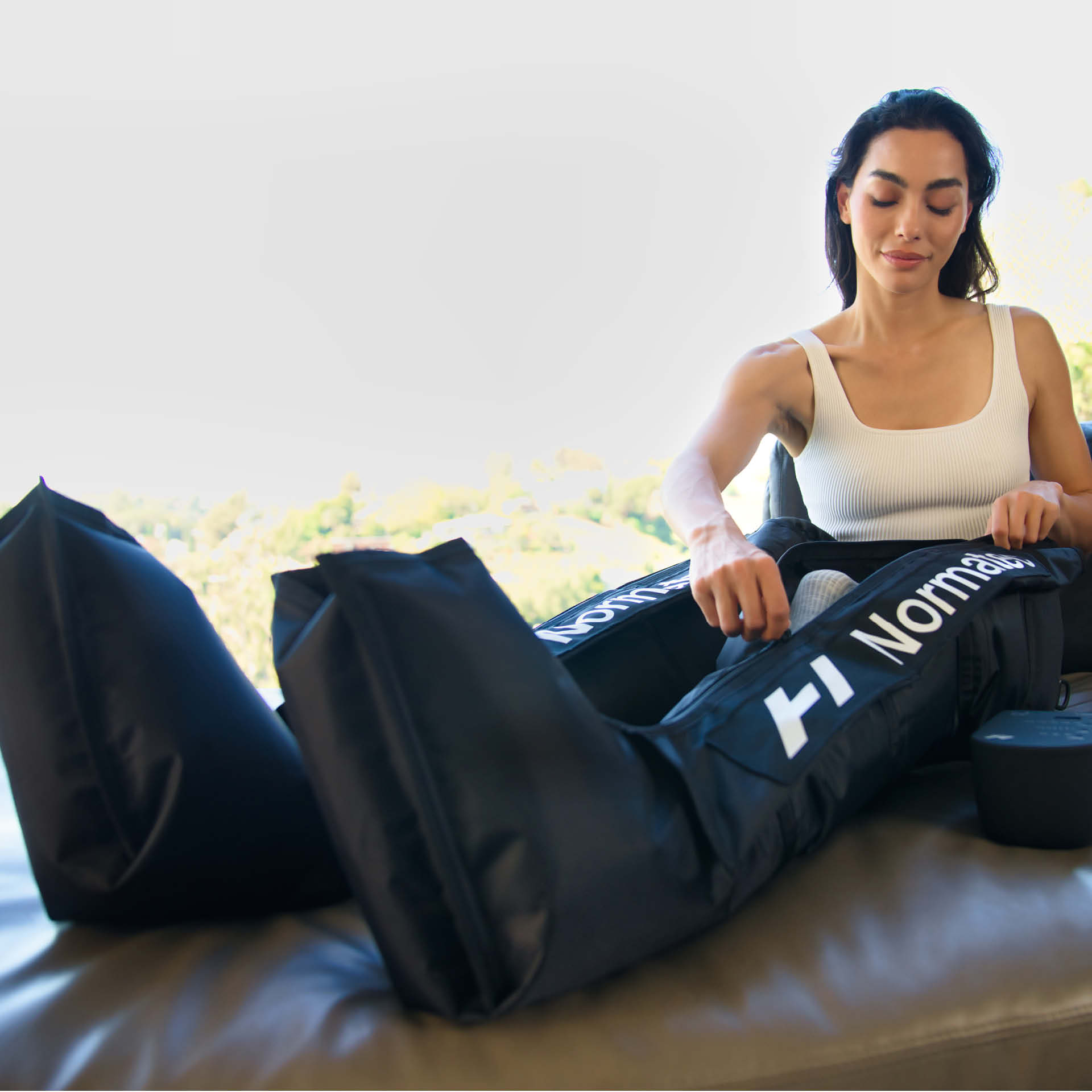Normatec 3 Leg Recovery System Standard